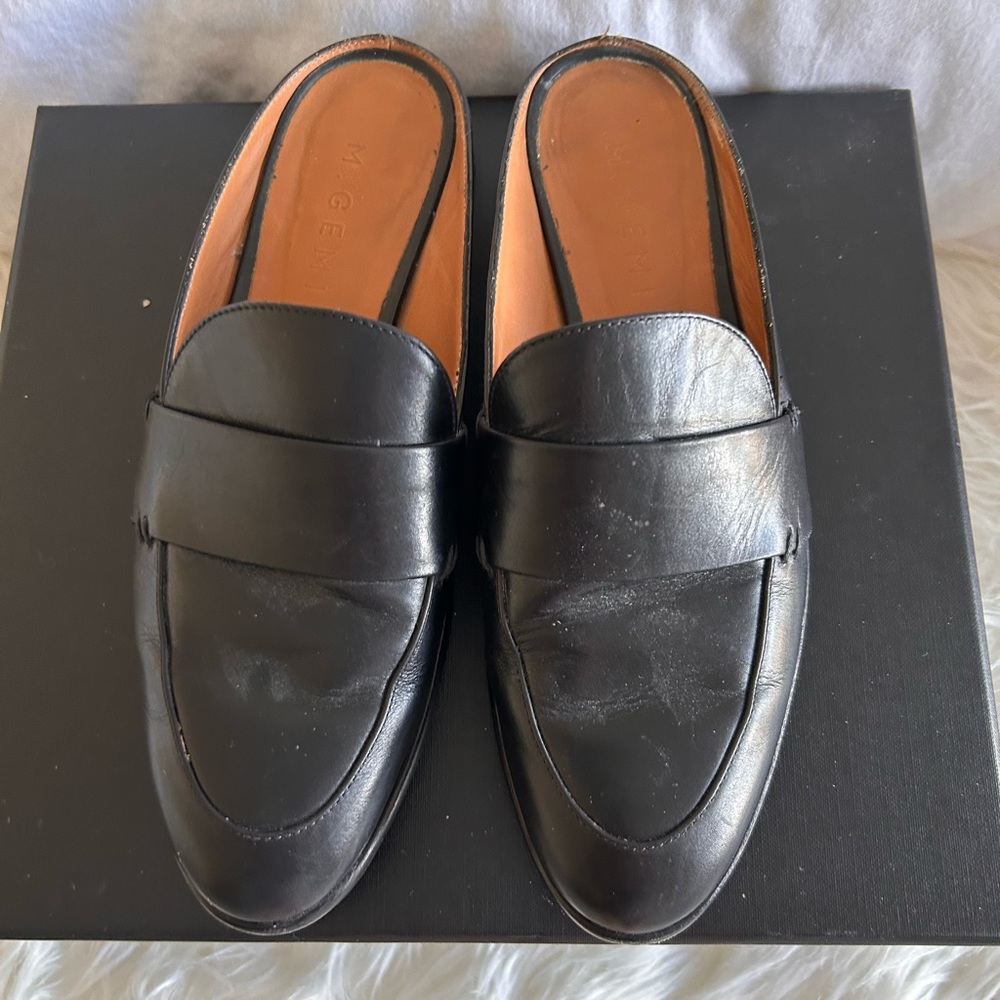 MGemi loafers.